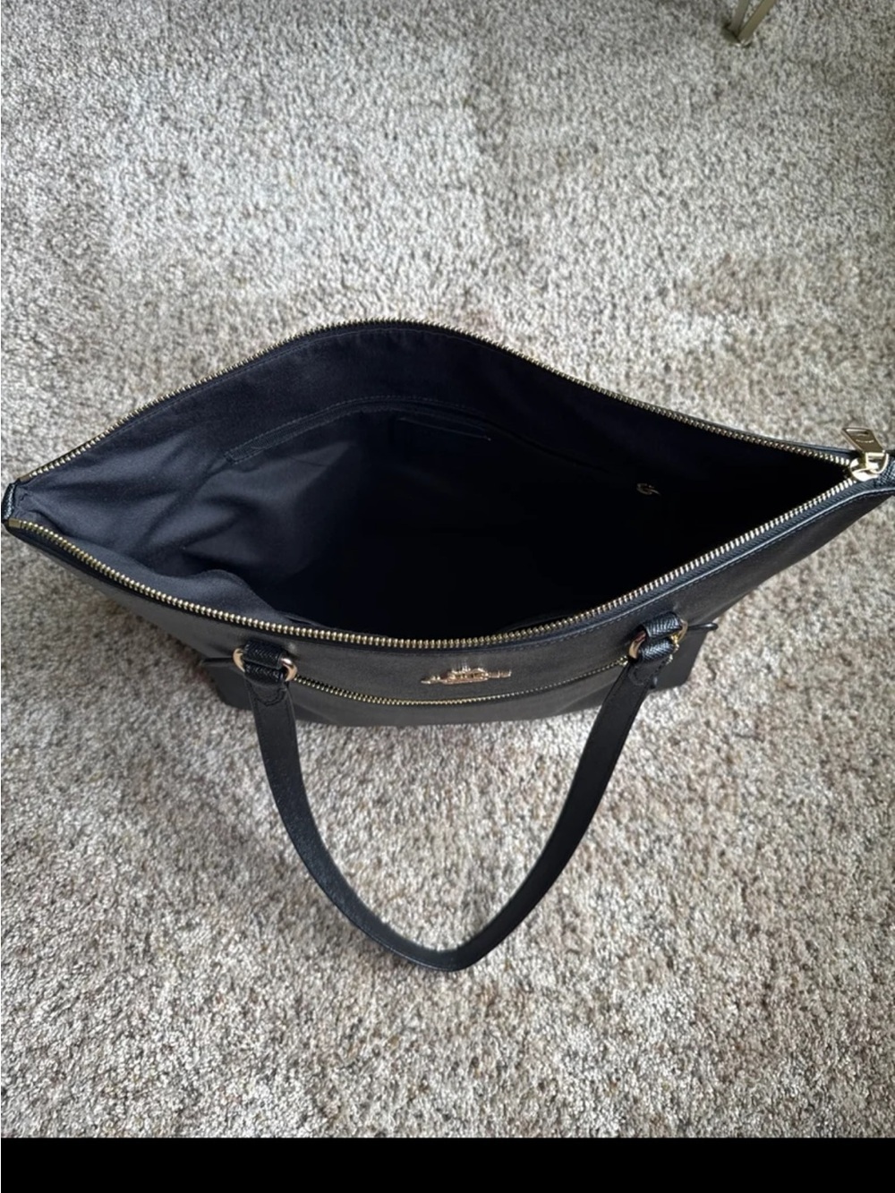 Coach Gallery Tote (F79608) Black Cross Grain Leather Bag - Picture 12 of 13